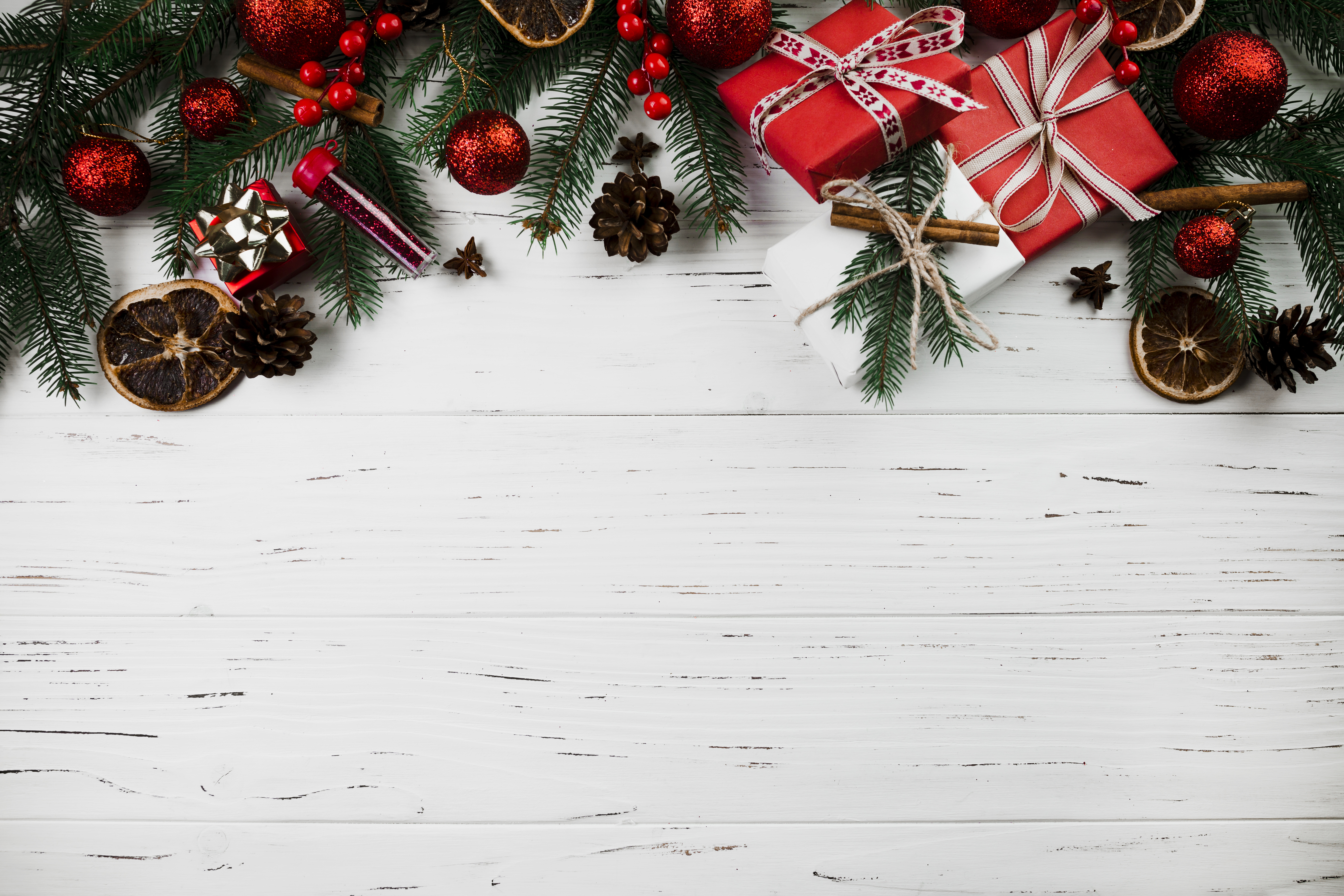 christmas-composition-fir-tree-branches-gifts